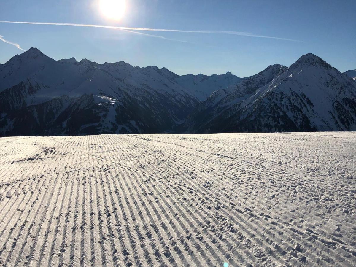 Apartment Between Mayrhofen And Finkenberg ภายนอก รูปภาพ